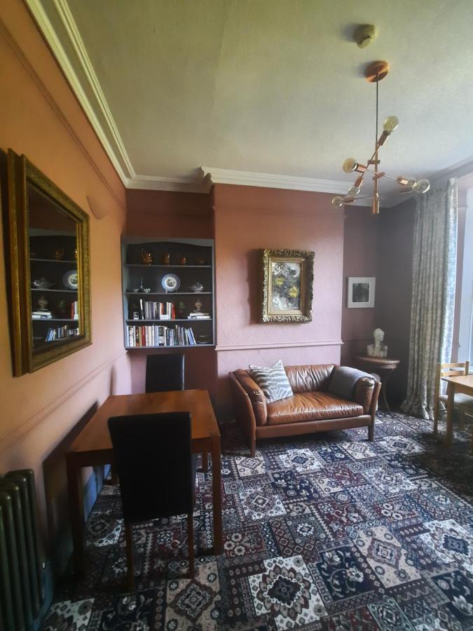 Mary'S Court Guest House - Mairlys 베투스 이 코이드 외부 사진